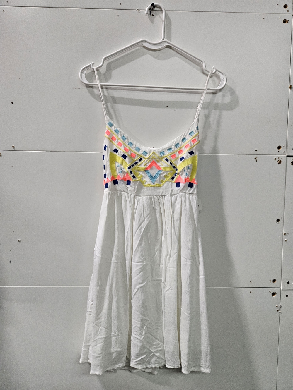 White Open Back Summer Dress with Neon Embroidery Size Small Nwt Casual Short